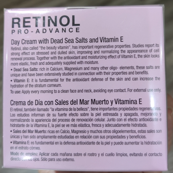 Retinol Pro-Advanve Day Cream with Dead Sea Salts - Picture 2 of 3